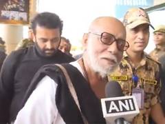 
      
      Morari Bapu lauds Maha Kumbh  as a global event
      
      
