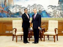 
      
      FS Vikram Misri, Chinese Foreign Minister Wang Yi hold talks
      
      