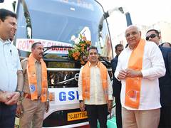 
      
      CM Bhupendra Patel flags off 'Chalo, Kumbh Chale' Yatra
      
      