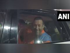 
      
      Maha Kumbh 2025: Coldplay's Chris Martin arrives in Prayagraj
      
      