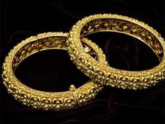 
      
      Understanding Daily Gold Price Fluctuations, Gold Loans in India 
      
      
