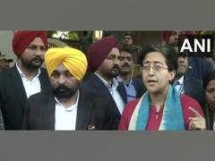 
      
      Atishi and Punjab CM meet CEC over Yamuna water issue
      
      