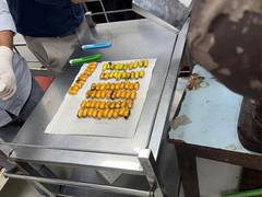 
      
      3 Ugandan nationals held at Mumbai airport; cocaine seized 
      
      