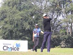 
      
      Shat cards 66 to take first-round lead at Pre-Qualifying II
      
      