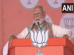 
      
      “In AAP-da walon ki lutiya Yamuna mein hi doobegi...