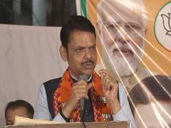 
      
      'Kejriwal running marathon of lies': Fadnavis
      
      