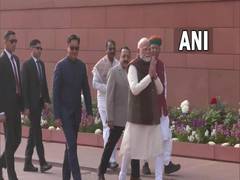 
      
      Budget session: PM Modi,  Speaker Om Birla arrive in Parliament
      
      