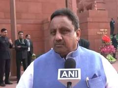 
      
      BJP MP Praveen Khandelwal slams Arvind Kejriwal over EC criticism
      
      