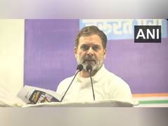 
      
      Delhi polls: Rahul Gandhi attacks Kejriwal over 'Sheesh Mahal'
      
      