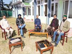 
      
      Himachal Pradesh CM Sukhu reviews developmental works of Solan 
      
      