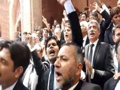 
      
      Pak: Islamabad lawyers announce strike over transfer of judges
      
      