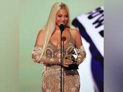 
      
      Beyonce becomes first black woman to win Country Grammy in 50 yrs
      
      