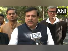 
      
      Sanjay Singh claims AAP worker detained, Delhi Police clarifies
      
      