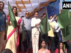 
      
      Goa CM Sawant flags off train to Prayagraj for MahaKumbh
      
      