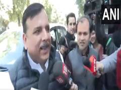 
      
      AAP leaders arrive at Kejriwal residence for meeting
      
      