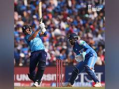 
      
      Root, Duckett's fiery fifties guide England to 304 in second ODI 
      
      