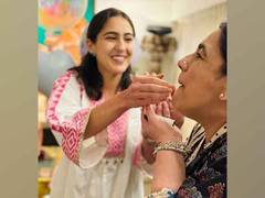 
      
      Sara Ali shares special post for mom Amrita Singh on her b'day
      
      
