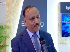 
      
      Some international airlines resume flights to Aden: Minister 
      
      