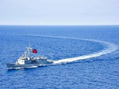 
      
      Taiwan detects 30 Chinese aircraft, 2 US naval vessels
      
      