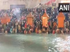 
      
      Devotees throng Har Ki Puari in Haridwar on Magh Purnima
      
      
