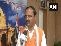 
      
      UP Deputy CM condoles Acharya Satyendra Das demise
      
      