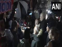 
      
      PM Modi arrives at Blair House, greets members of Indian diaspora
      
      