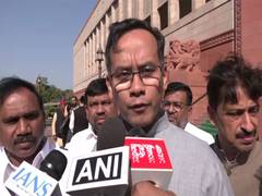 
      
      Gogoi alleges JPC “rushing through” Waqf report, says “no clause-
      
      