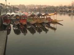 
      
      J-K: Srinagar records 0 degrees Celsius on Friday morning
      
      