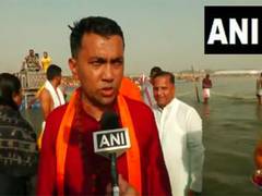 
      
      Goa CM Pramod Sawant offers prayers at Triveni Sangam
      
      