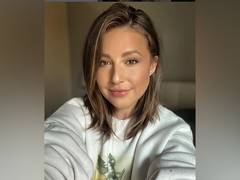 
      
      Katie Thurston diagnosed with breast cancer
      
      