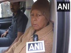 
      
      Railway's mismanagement led to stampede at New Delhi railway
      
      