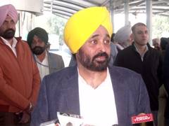 
      
      New Delhi Railway stampede: Result of negligence , says Punjab CM
      
      