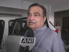
      
      Union Minister Nitin Gadkari praises arrngements at Mahakumbh
      
      