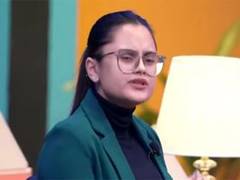 
      
      Avani Lekhara addresses students at Pariksha Pe Charcha 2025
      
      