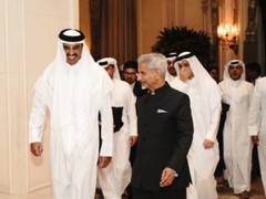 
      
      Amir of Qatar accorded warm welcome at Delhi airport
      
      
