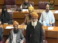 
      
      JUI chief warns Balochistan Districts ready to break away
      
      