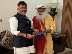 
      
      Karnataka Deputy CM DK Shivakumar meets spiritual leader Sadhguru
      
      