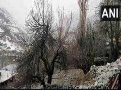 
      
      Himachal Pradesh: Lahaul and Spiti receive fresh spell of snow
      
      