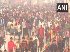 
      
      Devotees continue to arrive in large numbers at Triveni Sangam
      
      