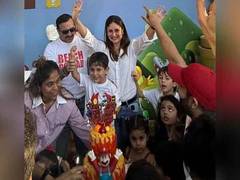 
      
      Riddhima shares unseen pic from Saif, Kareena’s son Jeh b'day 
      
      