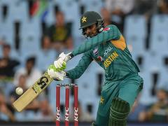 
      
      CT: Shoaib Malik drops prediction for India-Pak clash
      
      