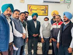 
      
      Punjab: Clerk caught red-handed accepting bribe from widow
      
      