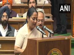 
      
      Rekha Gupta takes oath as the Member of Legislative Assembly
      
      