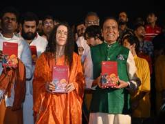 
      
      Sadhvi Bhagawati Saraswati Launches Dr. Dinesh Shahra's Book
      
      