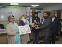 
      
      LeadsArk Edutech Pvt Ltd Honoured with National Achievers Award 
      
      