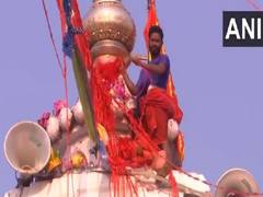 
      
      f Devotees throng popular temples across India on Maha Shivratri
      
      