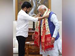 
      
      CM Reddy urges PM Modi to clear Hyderabad Metro Rail Phase-II
      
      
