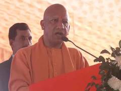 
      
      CM Yogi Adityanath honours sanitation and health workers
      
      