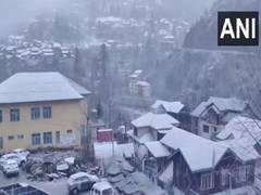 
      
       Heavy snowfall in Doda, Bhalesa; rainfall in Rajouri 
      
      