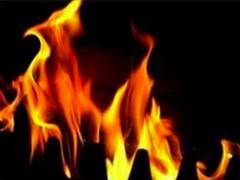 
      
      Mumbai: Fire breaks out at Salsette Building in Byculla East
      
      